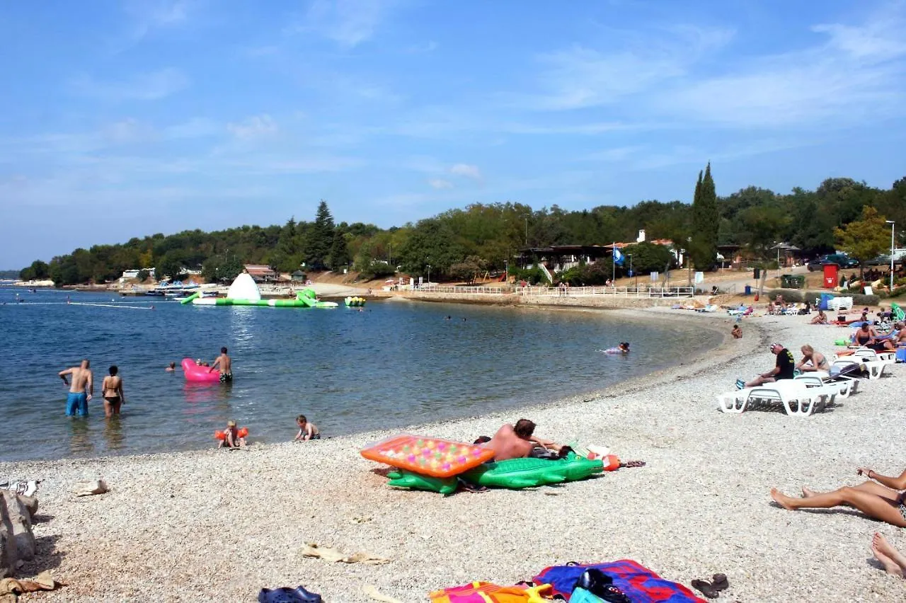 Apartments With A Parking Space Tar, Porec - 13245 Tar-Vabriga