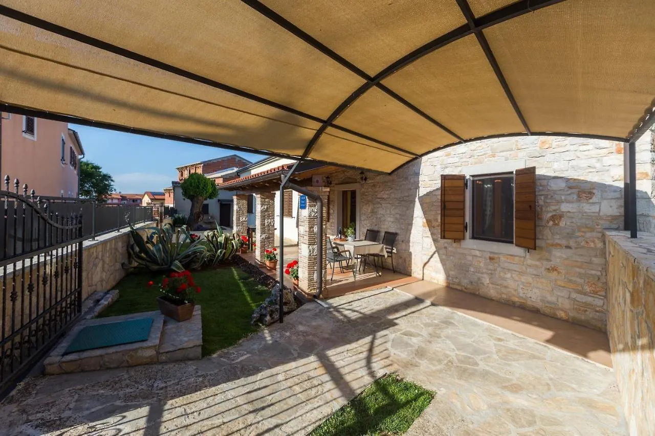 Apartments With A Parking Space Tar, Porec - 13245 Tar-Vabriga Croatia