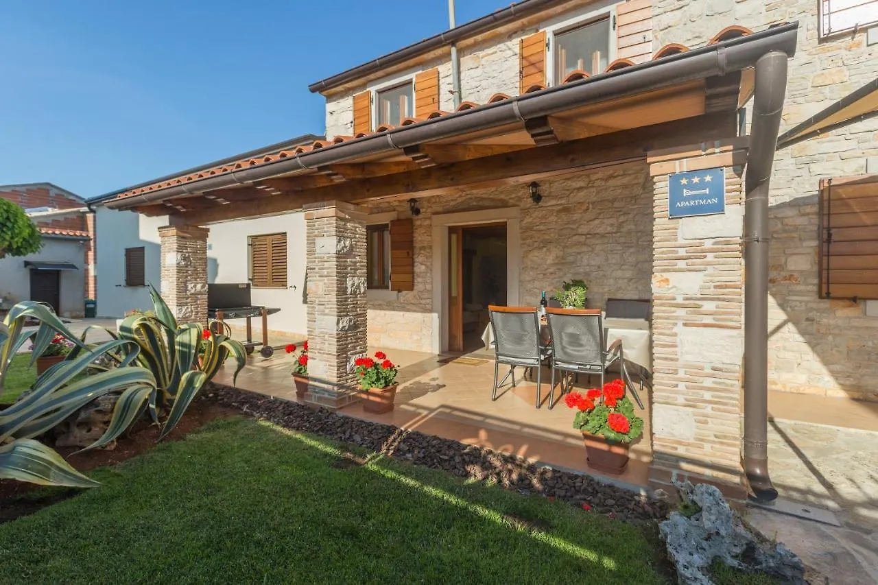 Apartments With A Parking Space Tar, Porec - 13245 Tar-Vabriga 0*,  Croatia